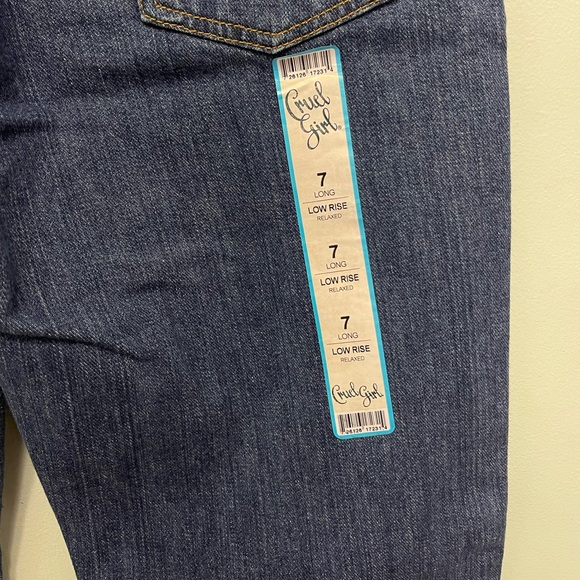 Cruel Girl Relaxed Low Rise Jeans - Picture 6 of 7